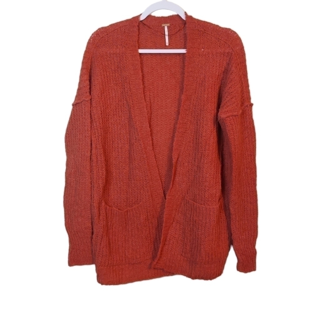  FREE PEOPLE LADIES LONG SLEEVE OVERSIZED CARDIGAN SWEATER- XS - Picture 3 of 6